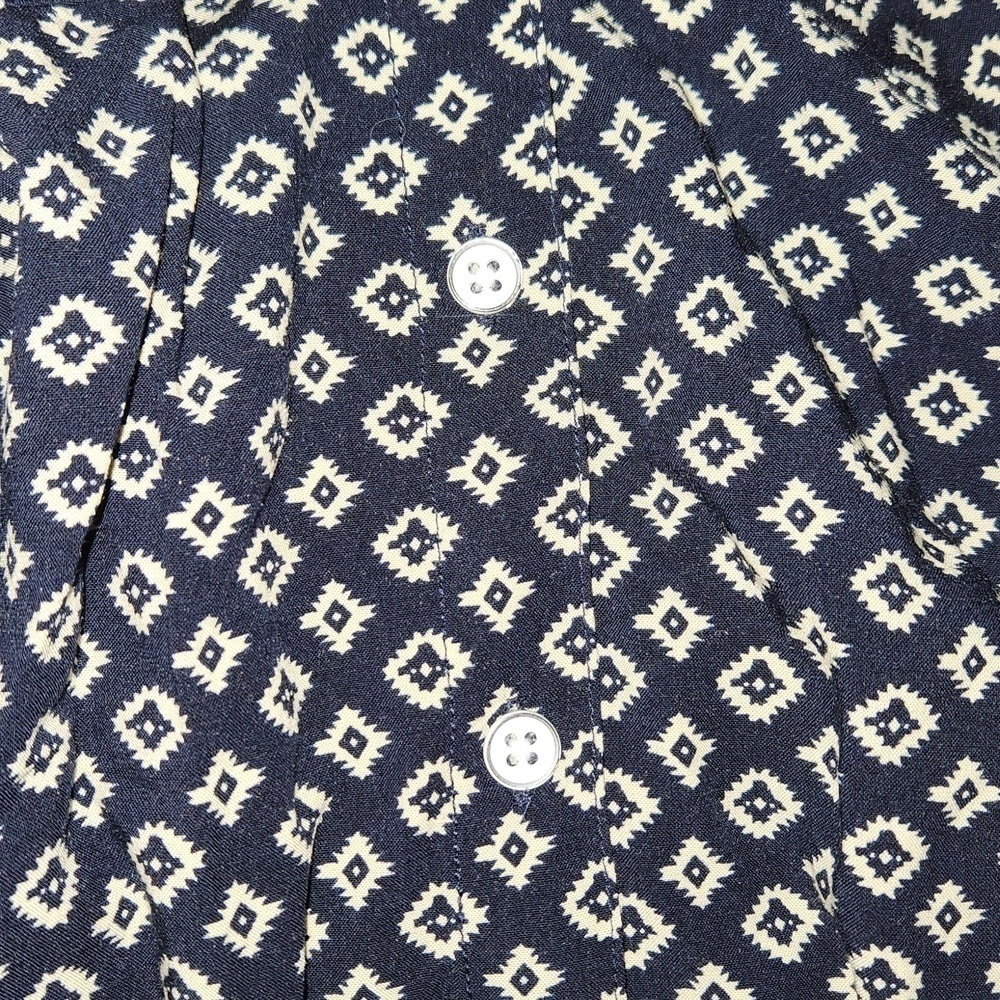 Short Sleeve Patterned Blouse - Picture 6 of 8